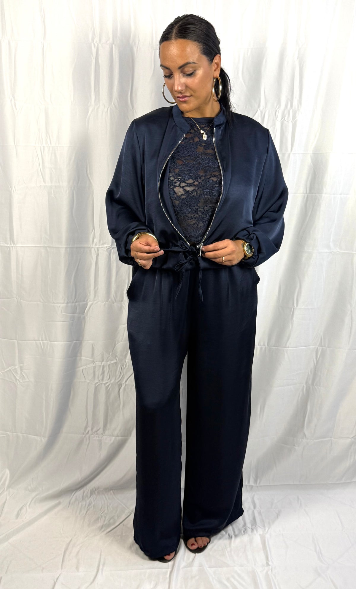 Completo " elegant satin"