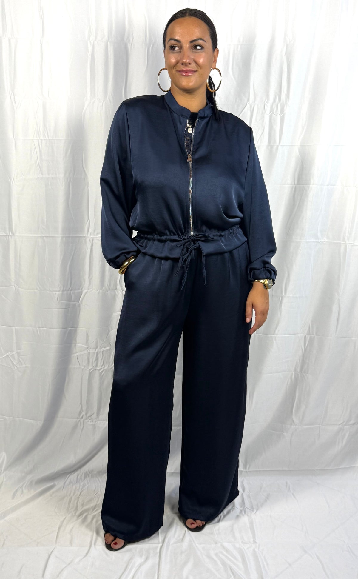 Completo " elegant satin"